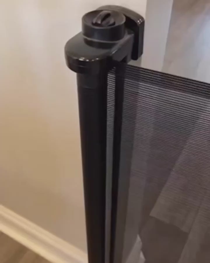 بوابة أمان قابلة للسحب للأطفال والحيوانات الأليفة